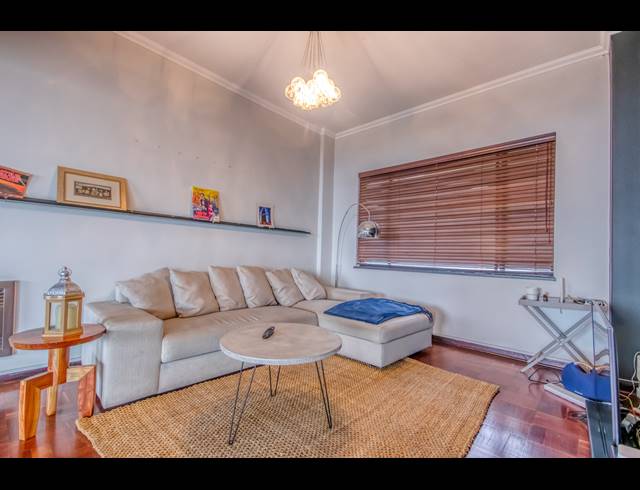 2 BEDROOM SECTIONAL TITLE FOR SALE IN KILLARNEY